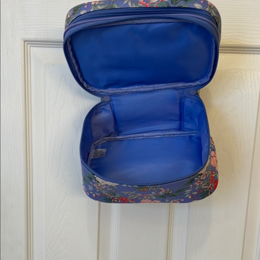 Yumi Kim Floral Cosmetic Bag - Picture 2 of 3